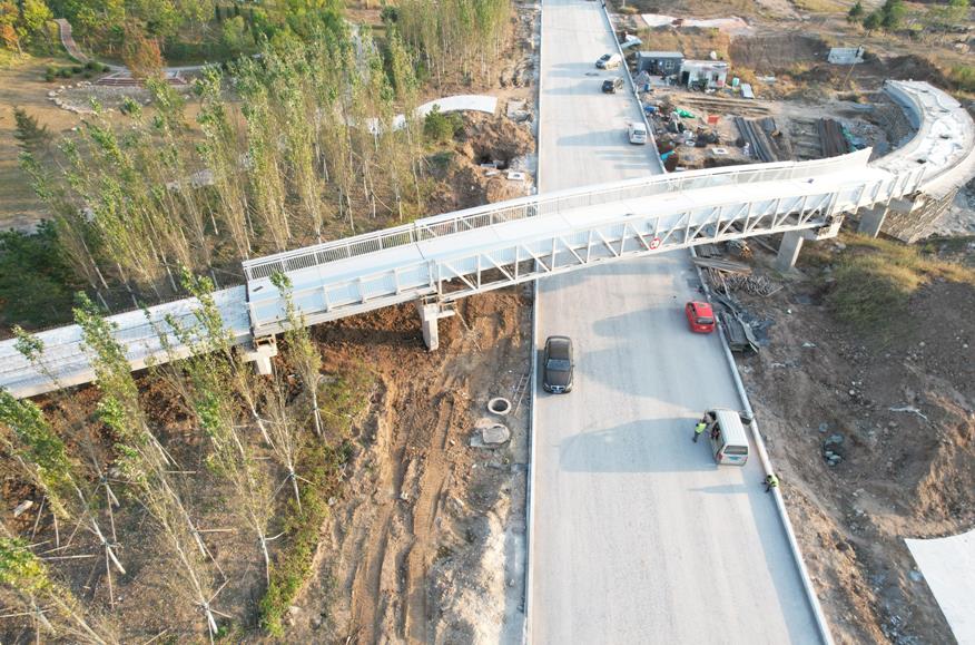 沈陽(yáng)伯官東街鋁合金人行天橋